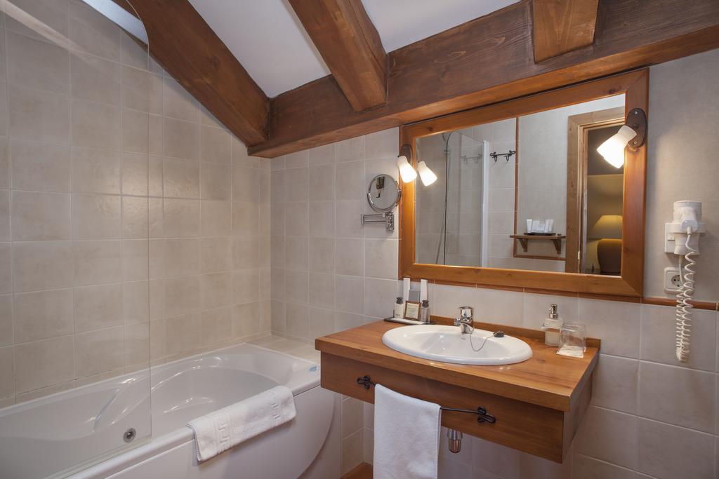 Hospederia De Santo Domingo Hotel Pedraza Eksteriør billede