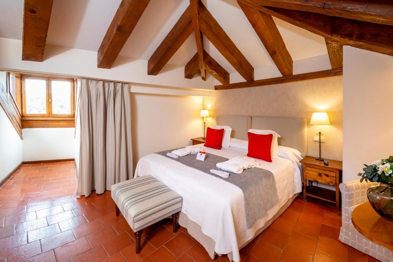 Hospederia De Santo Domingo Hotel Pedraza Eksteriør billede